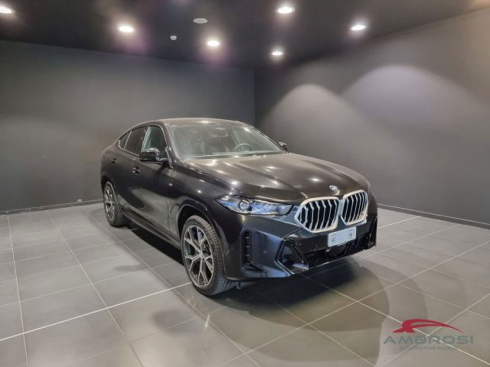 BMW X6 xDrive30d 48V Msport  nuova a Corciano (2)