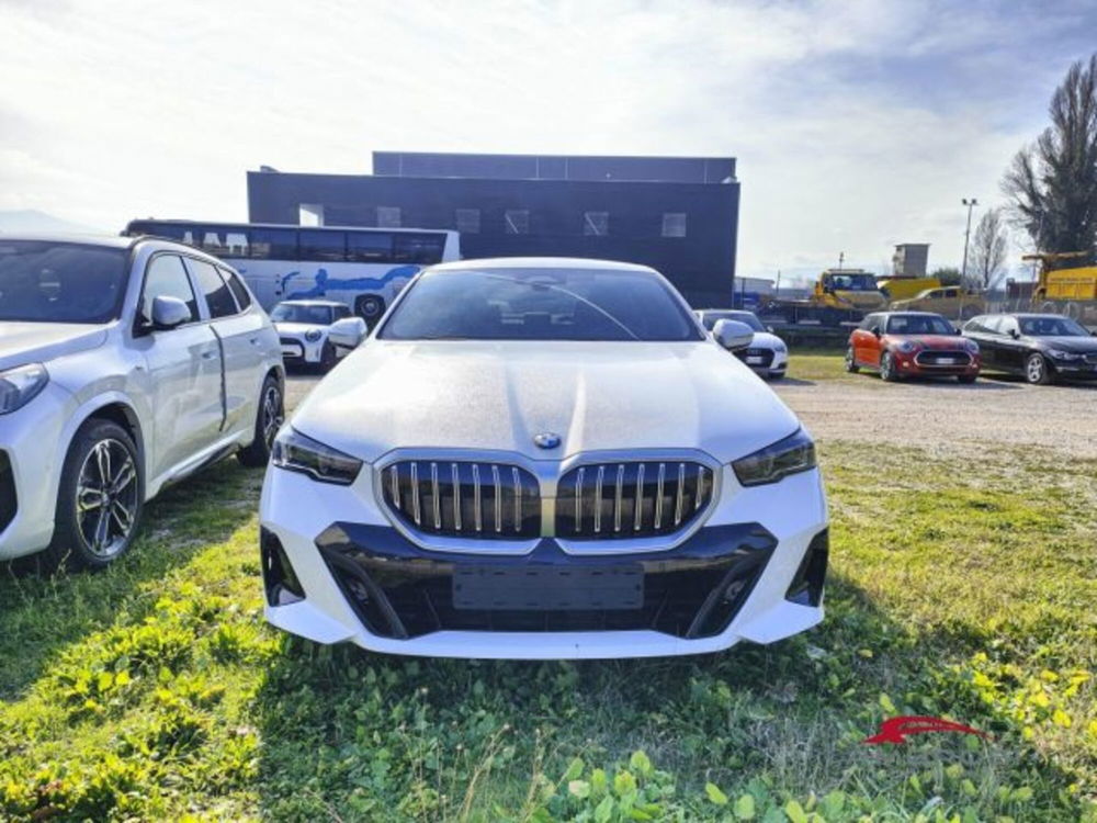 BMW Serie 5 520 nuova a Corciano (5)