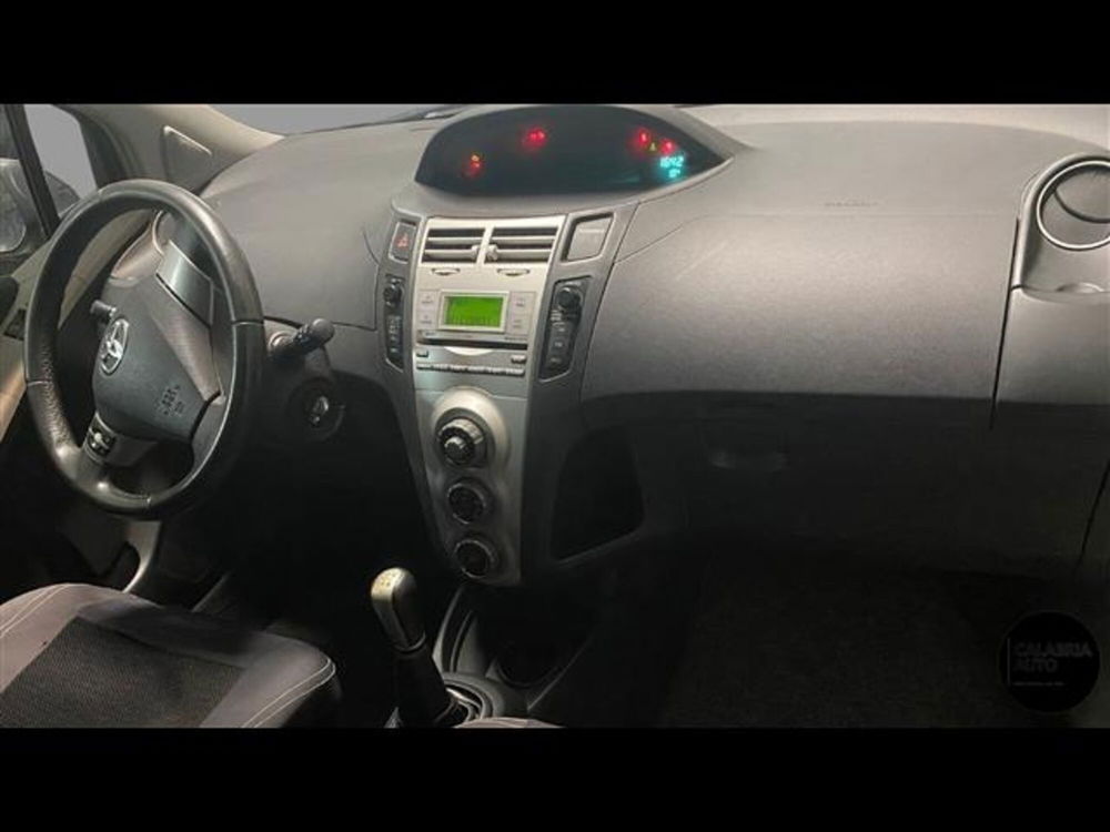 Toyota Yaris usata a Reggio Calabria (9)