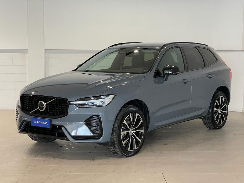 Volvo XC60 nuova a Como