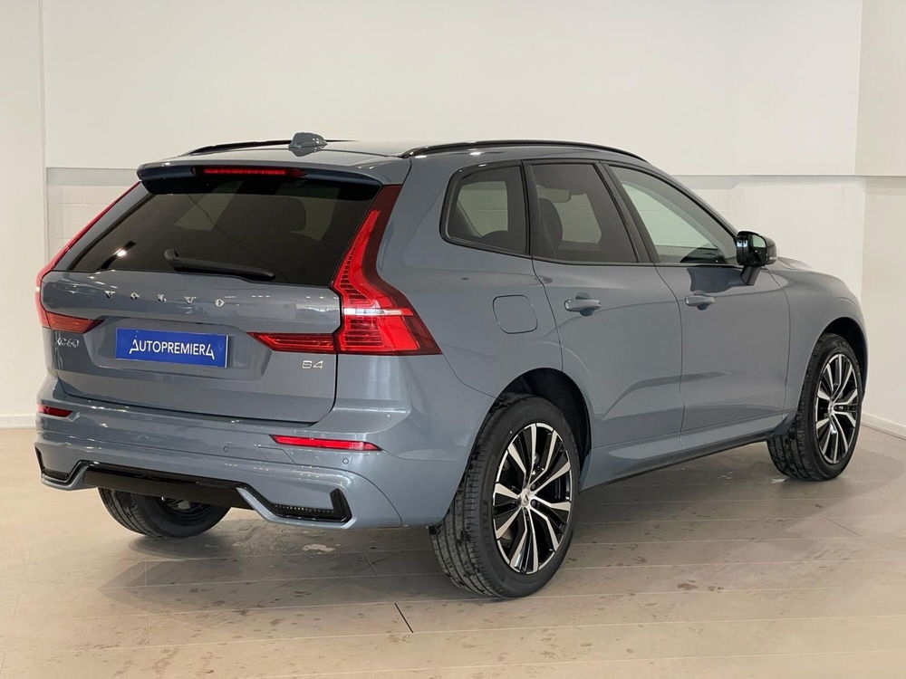 Volvo XC60 nuova a Como (6)