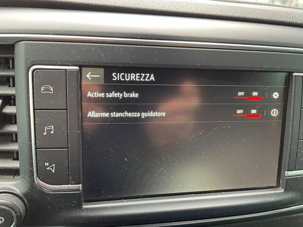 Opel Vivaro Furgone usata a Cuneo (15)