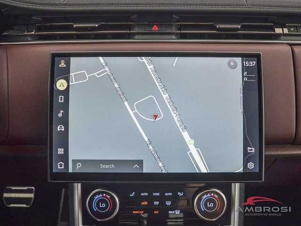 Land Rover Range Rover Velar nuova a Viterbo (18)