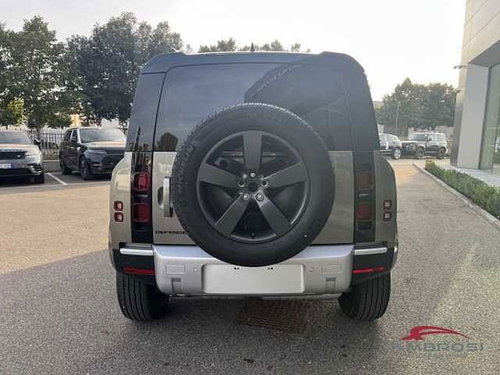 Land Rover Defender nuova a Viterbo (5)