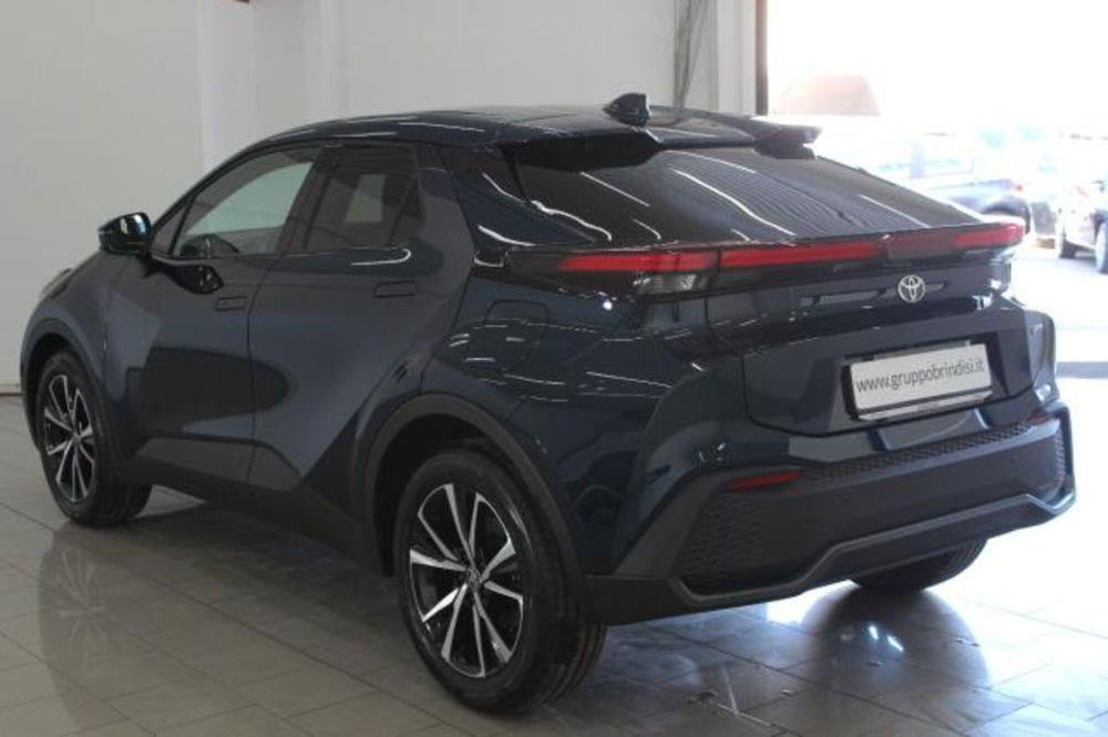 Toyota Toyota C-HR nuova a Potenza (6)