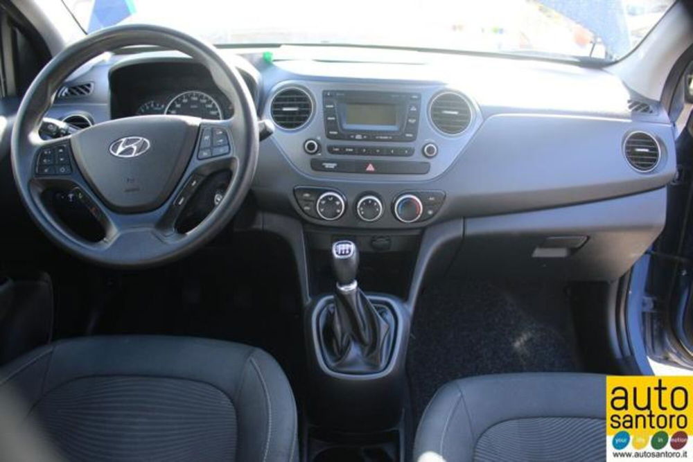 Hyundai i10 usata a Salerno (17)