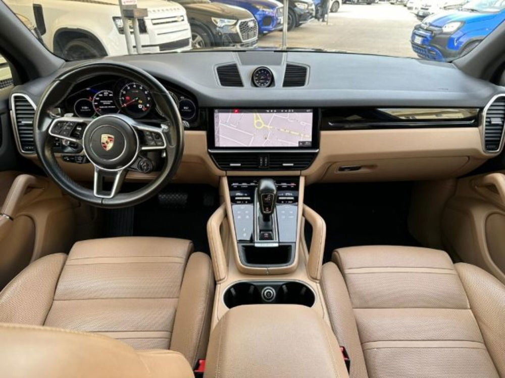 Porsche Cayenne usata a Trapani (12)