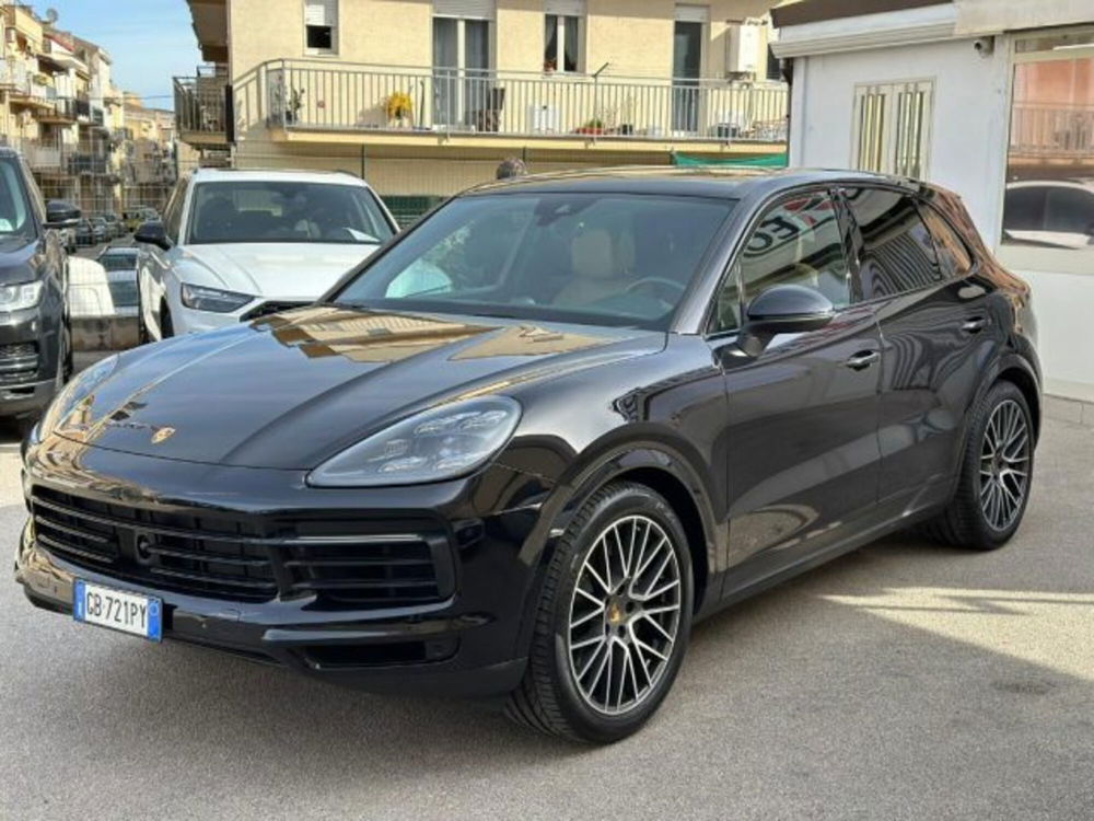 Porsche Cayenne 3.0 V6  del 2020 usata a Alcamo (3)