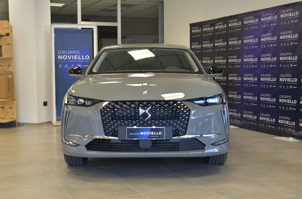 Ds DS 4 DS4 1.6 e-tense phev Bastille Business 225cv auto nuova a Battipaglia (2)