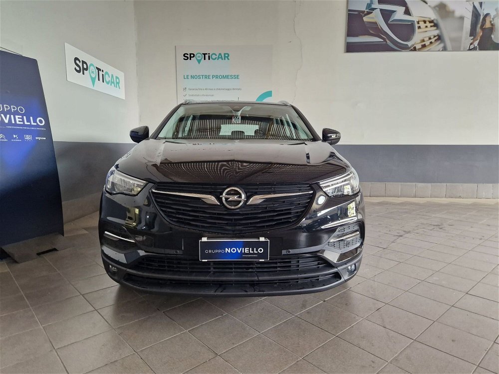 Opel Grandland X 1.5 diesel Ecotec Start&Stop Advance del 2019 usata a Battipaglia (2)