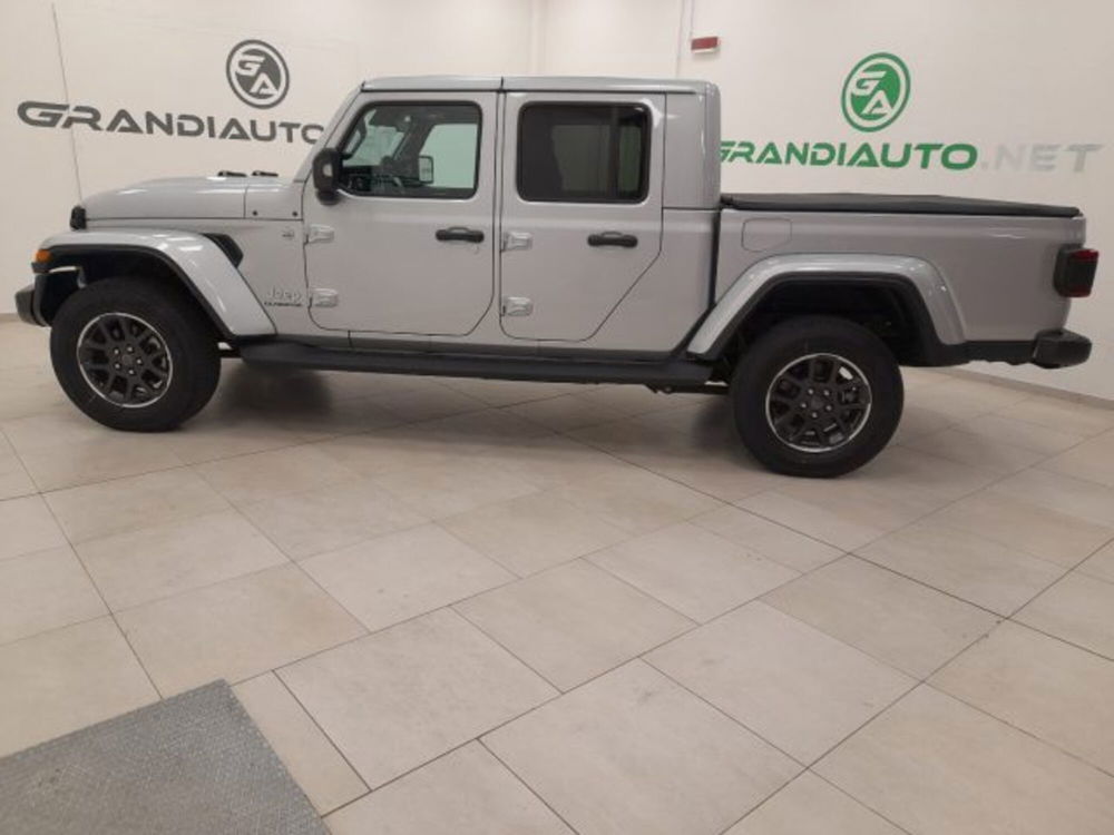 Jeep Gladiator nuova a Alessandria (4)