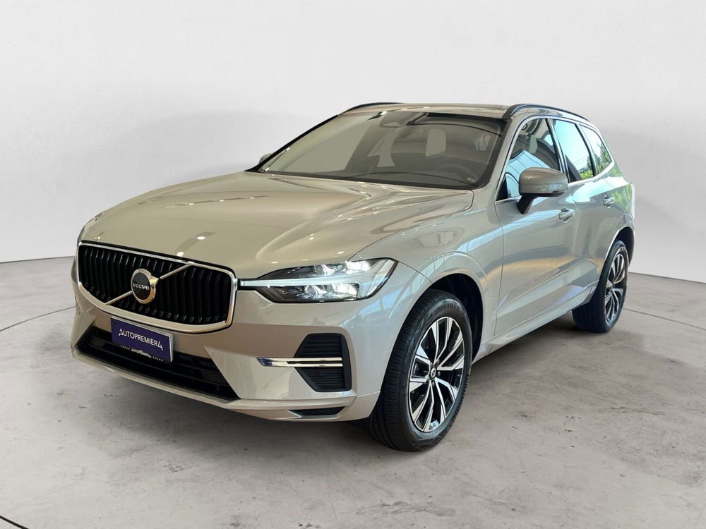 Volvo XC60 nuova a Como