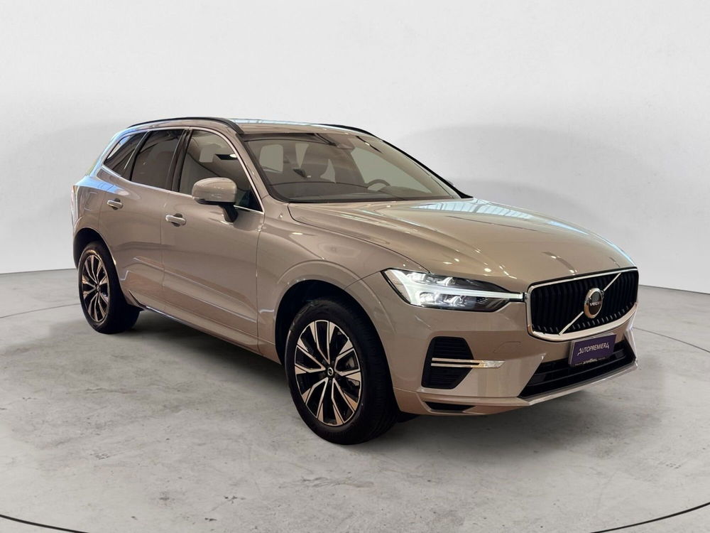 Volvo XC60 nuova a Como (3)