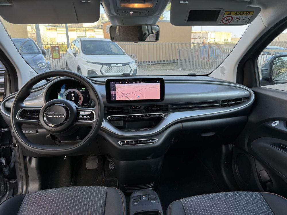 Fiat 500e usata a Salerno (6)