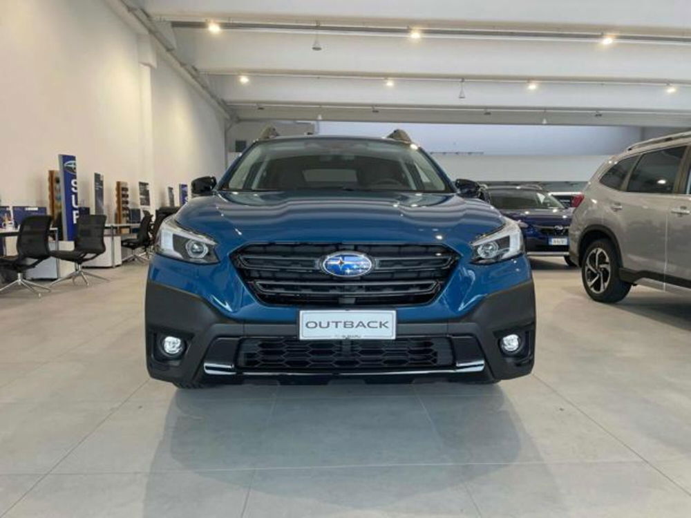 Subaru Outback nuova a Padova (4)