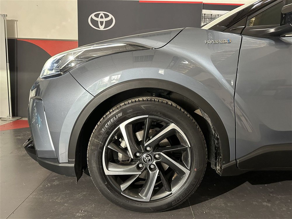 Toyota Toyota C-HR 2.0 Hybrid E-CVT Style del 2020 usata a Viterbo (3)