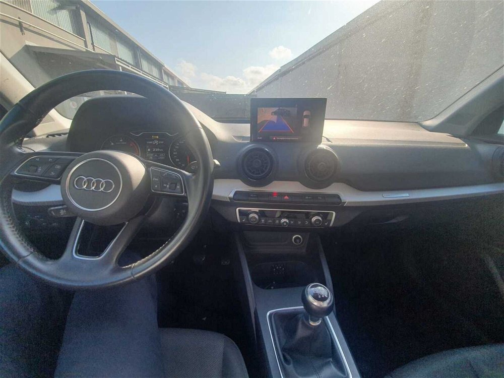 Audi Q2 Q2 30 TDI Business  del 2018 usata a Triggiano (3)