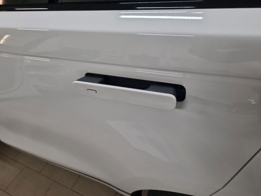 Land Rover Range Rover Velar usata a Prato (10)