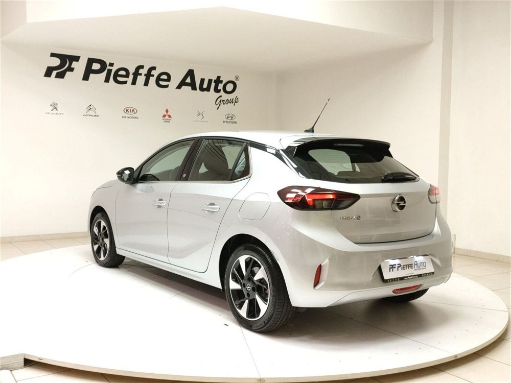 Opel Corsa-e 5 porte Elegance  del 2022 usata a Teramo (3)