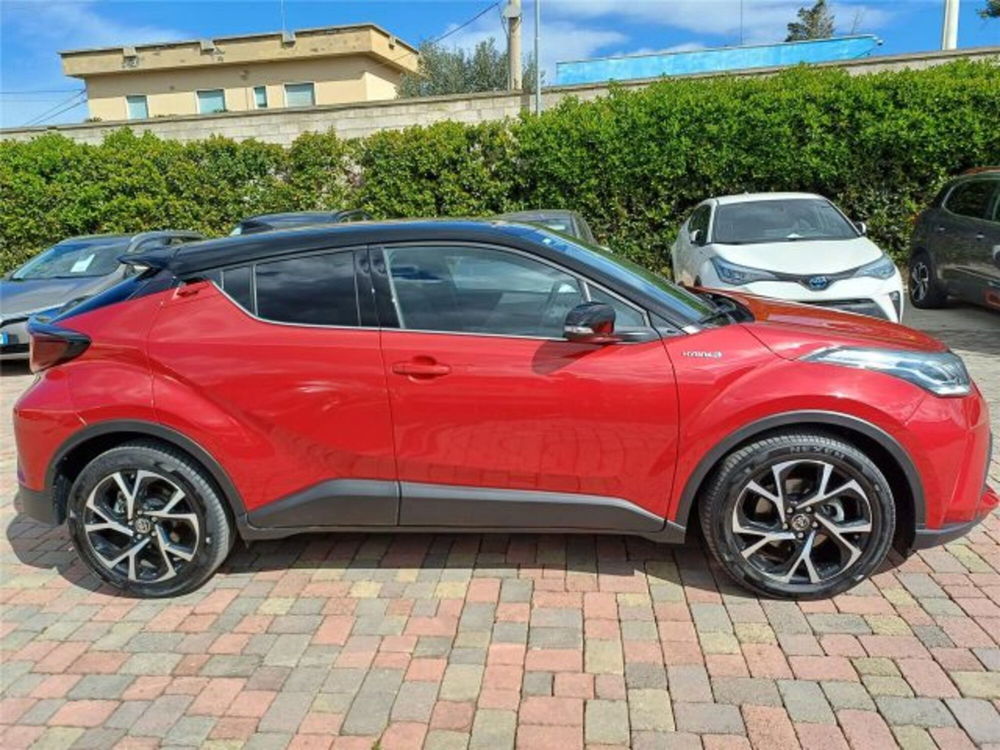 Toyota Toyota C-HR usata a Bari (7)