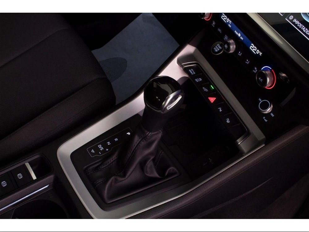 Audi Q3 Sportback 45 TFSI e S tronic Business Plus del 2021 usata a Paruzzaro (4)