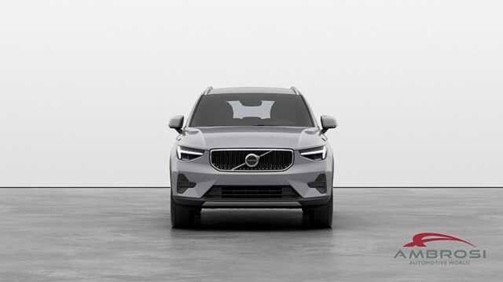 Volvo XC40 B4 automatico Core  nuova a Corciano (5)