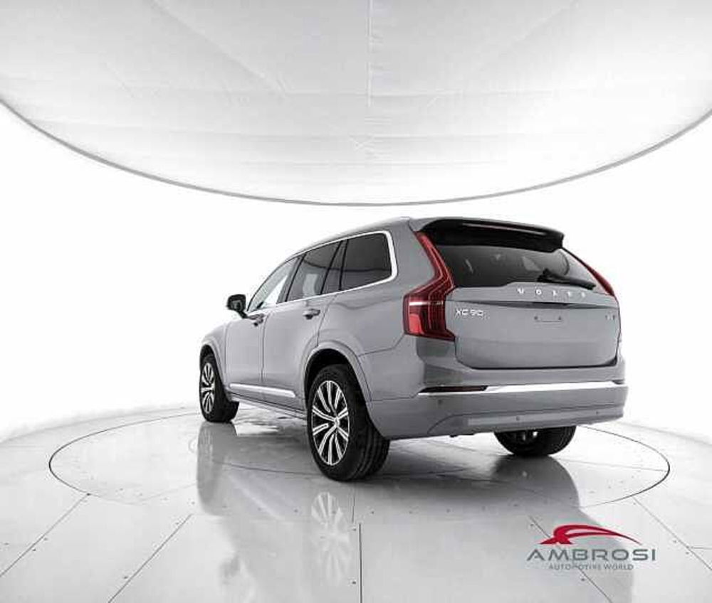 Volvo XC90 nuova a Perugia (4)