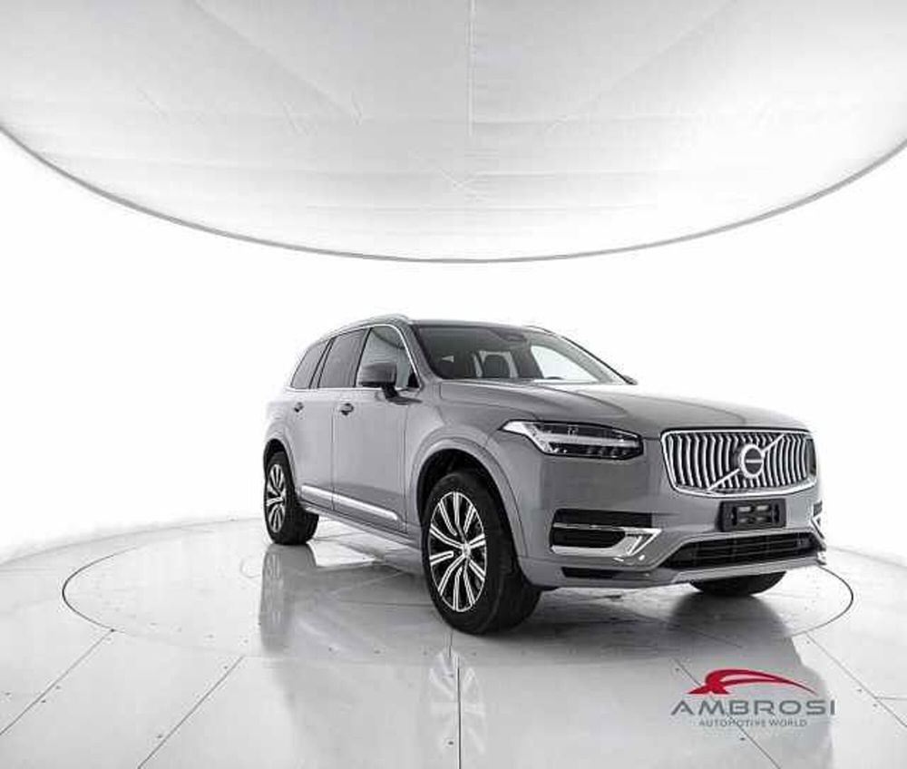 Volvo XC90 nuova a Viterbo (2)