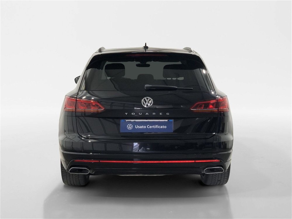 Volkswagen Touareg 3.0 V6 TDI 286 CV SCR R-Line del 2018 usata a Massa (3)