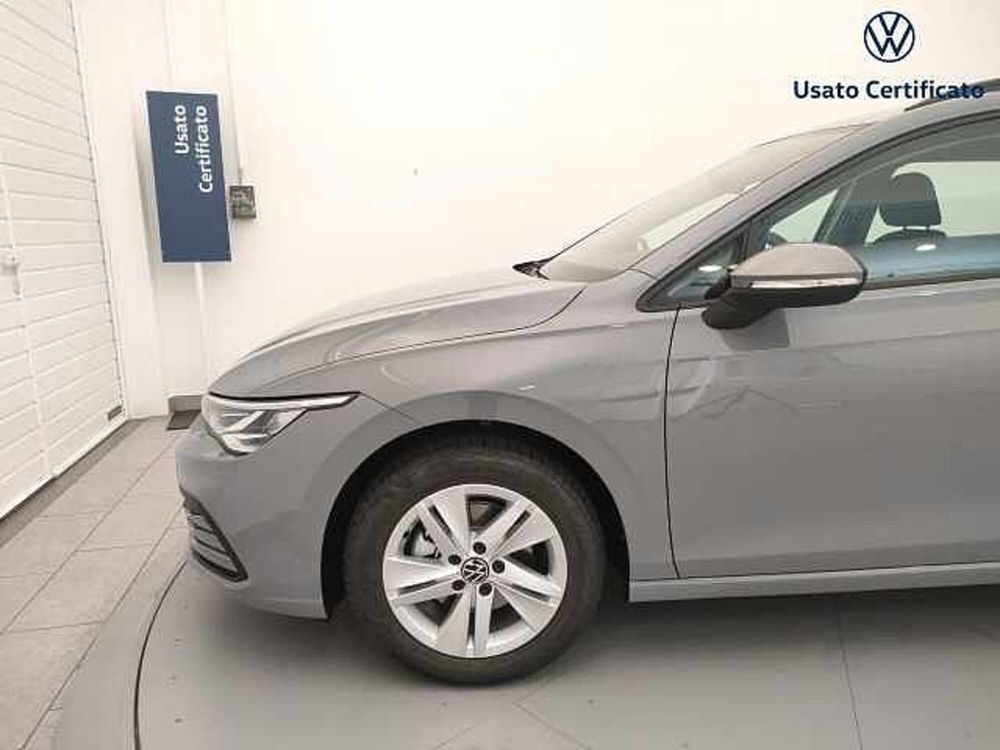 Volkswagen Golf Variant nuova a Varese (6)