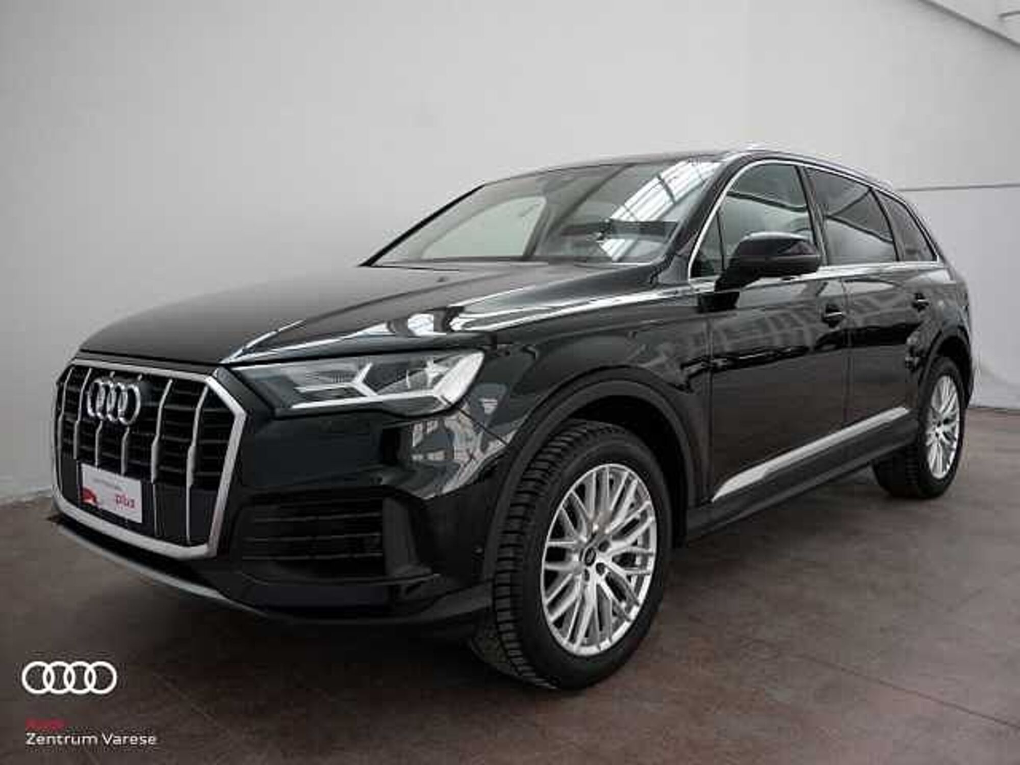 Audi Q7 55 3.0 tfsi mhev Business Advanced quattro tiptronic 7p.ti del 2022 usata a Varese