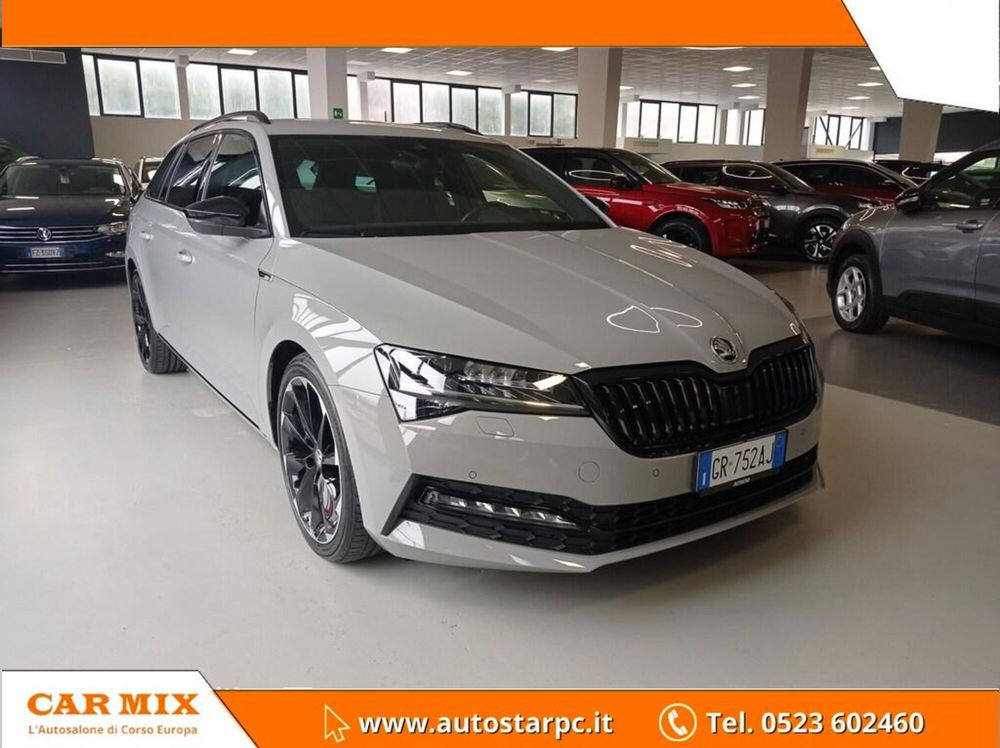 Skoda Superb Station Wagon usata a Piacenza