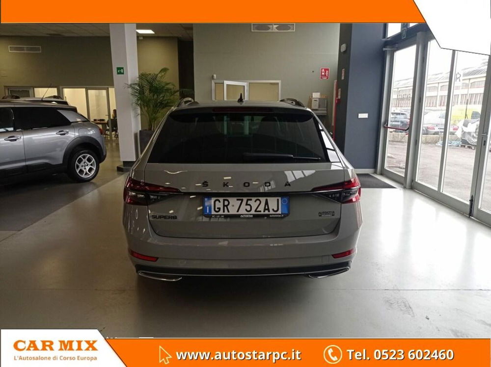 Skoda Superb Station Wagon usata a Piacenza (6)