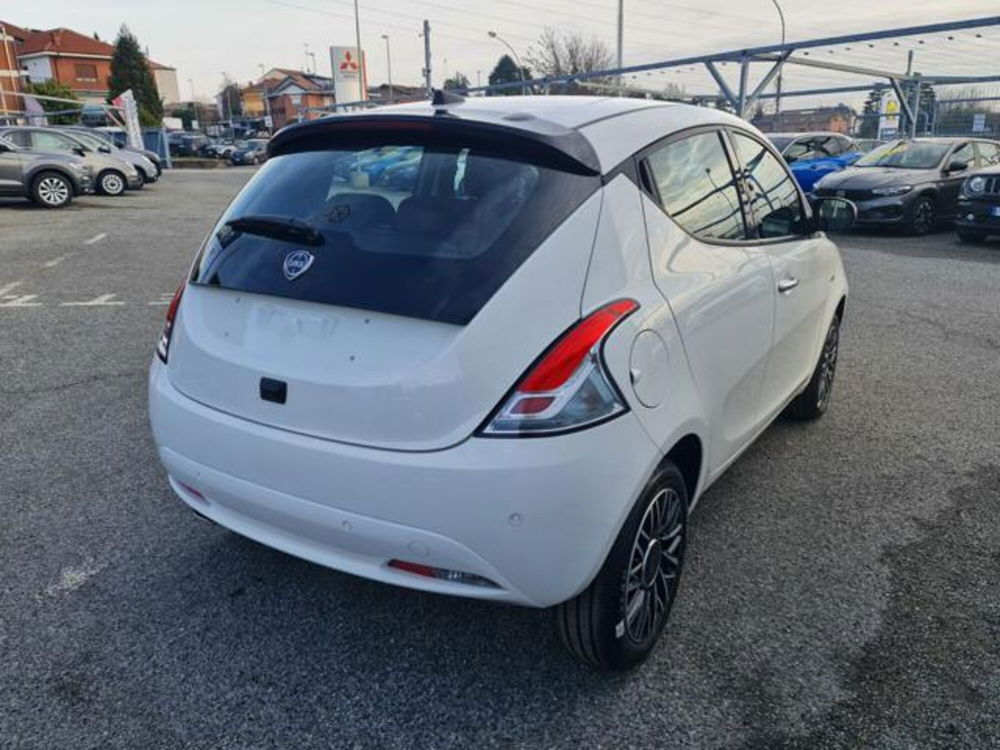 Lancia Ypsilon nuova a Torino (8)