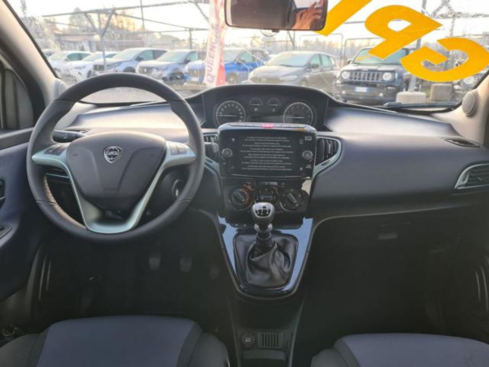 Lancia Ypsilon nuova a Torino (13)