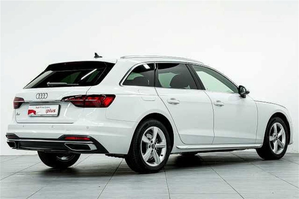 Audi A4 Avant 2.0 TDI ultra 163CV Advanced del 2022 usata a Barni (5)