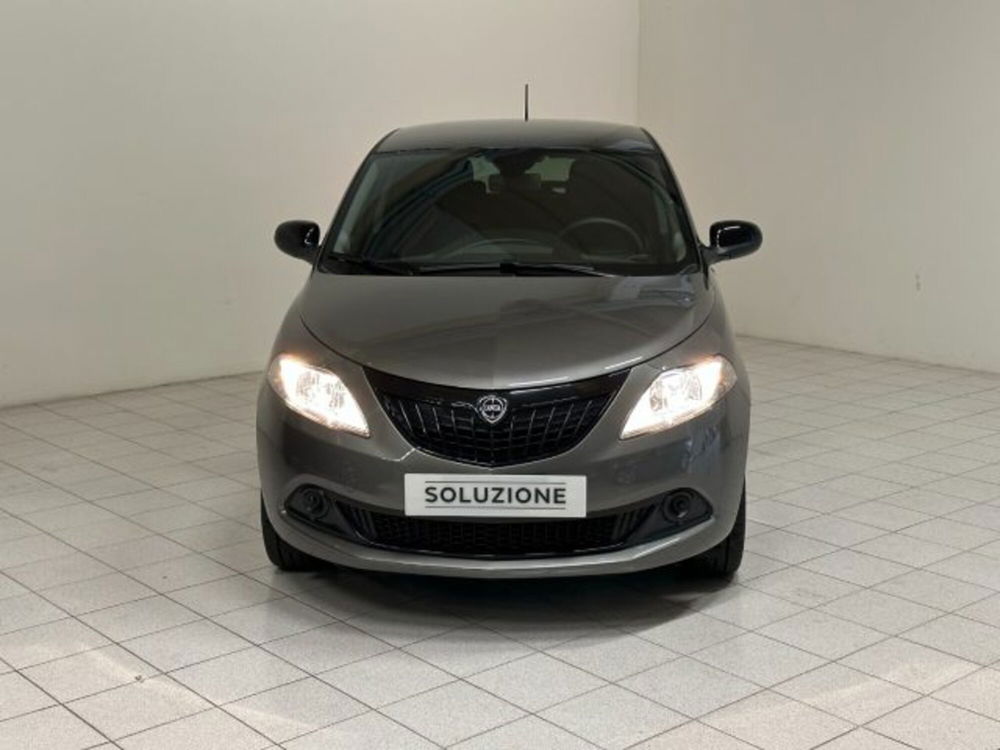 Lancia Ypsilon nuova a Novara (7)