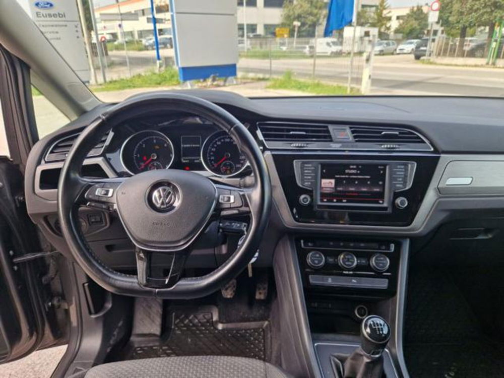 Volkswagen Touran usata a Pesaro-Urbino (18)