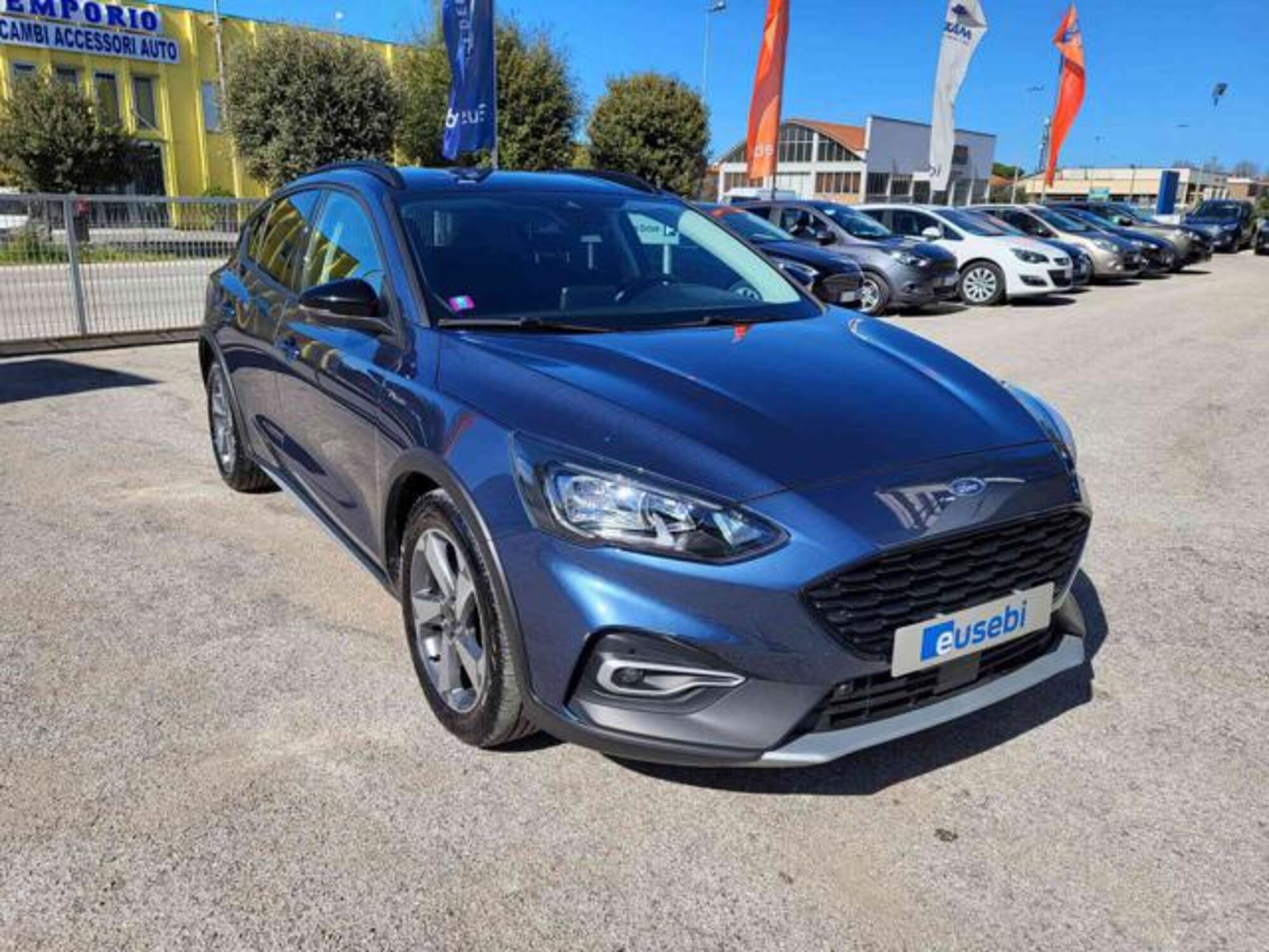 Ford Focus 1.0 EcoBoost Hybrid 125 CV Powershift 5p. Active  del 2021 usata a Fano