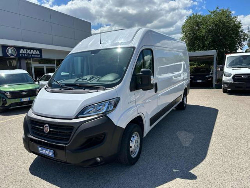 Fiat Ducato Furgone 35 2.3 MJT 140CV PLM-TM Furgone del 2020 usata a Fano (2)