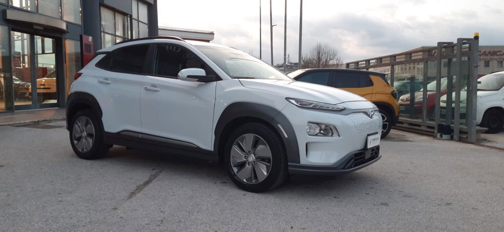 Hyundai Kona usata a Campobasso (6)