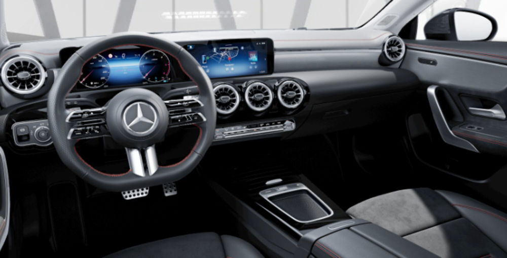 Mercedes-Benz CLA Shooting Brake nuova a Bergamo (5)