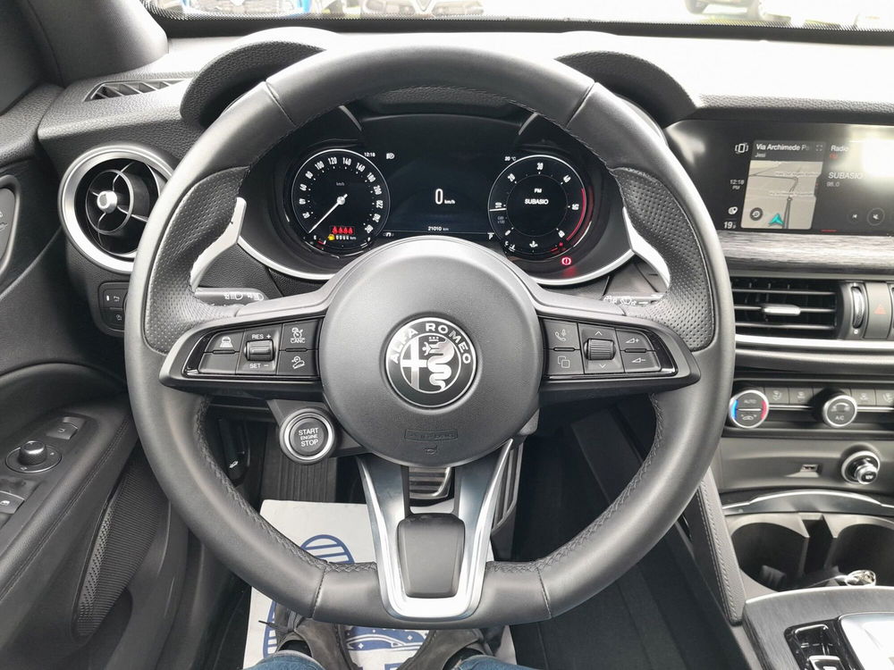 Alfa Romeo Stelvio usata a Ancona (11)