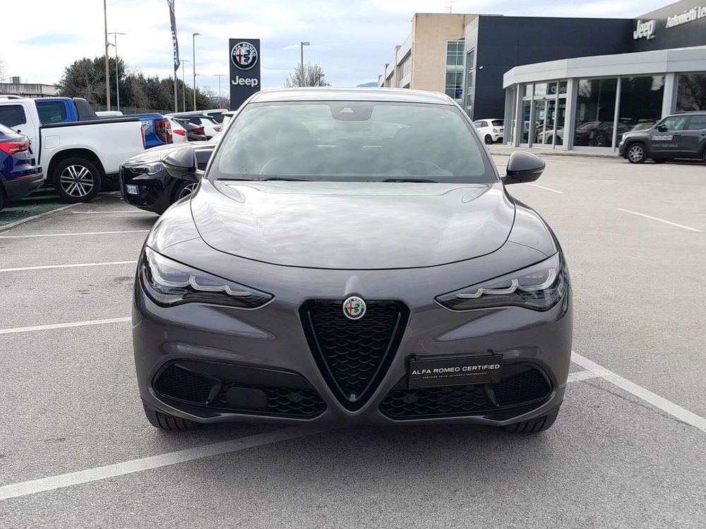 Alfa Romeo Stelvio usata a Ancona (2)