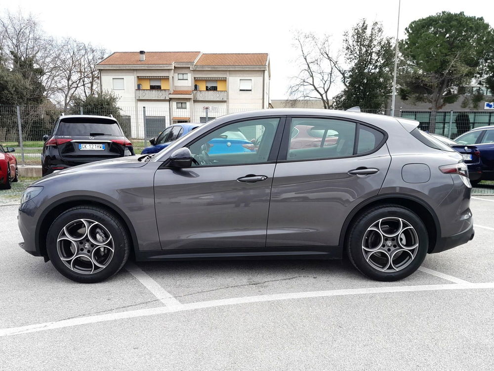 Alfa Romeo Stelvio Stelvio 2.2 Turbodiesel 210 CV AT8 Q4 Sprint del 2023 usata a Jesi (3)