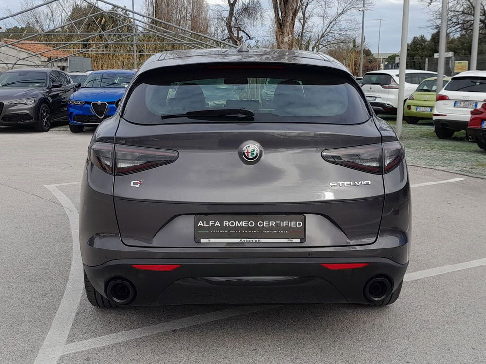 Alfa Romeo Stelvio Stelvio 2.2 Turbodiesel 210 CV AT8 Q4 Sprint del 2023 usata a Jesi (5)