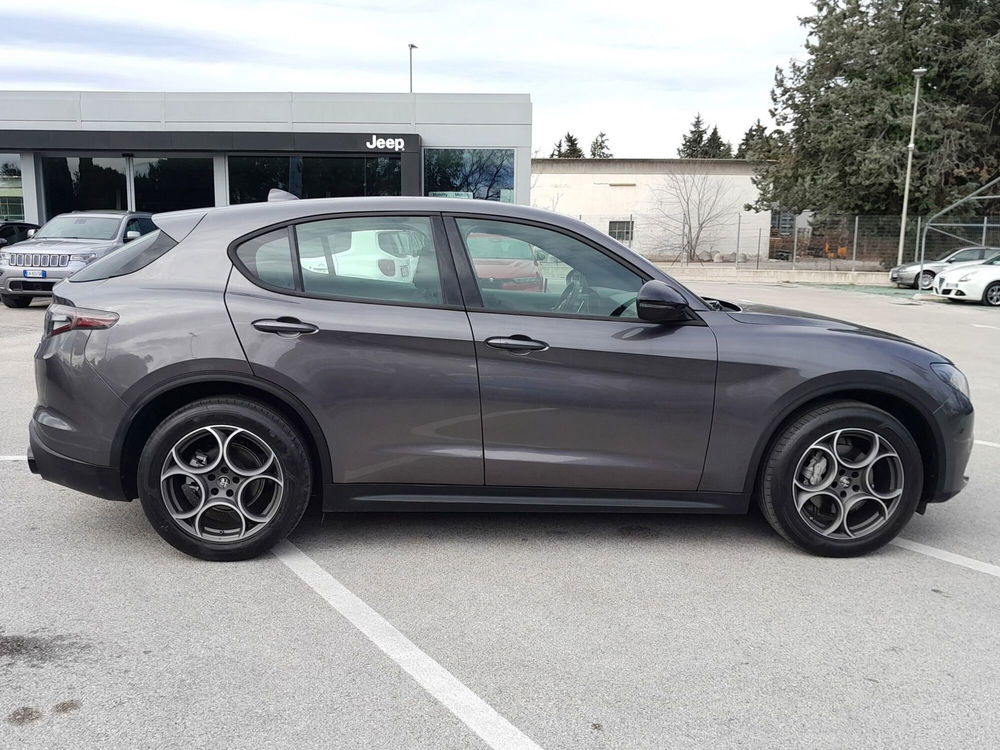 Alfa Romeo Stelvio usata a Ancona (7)