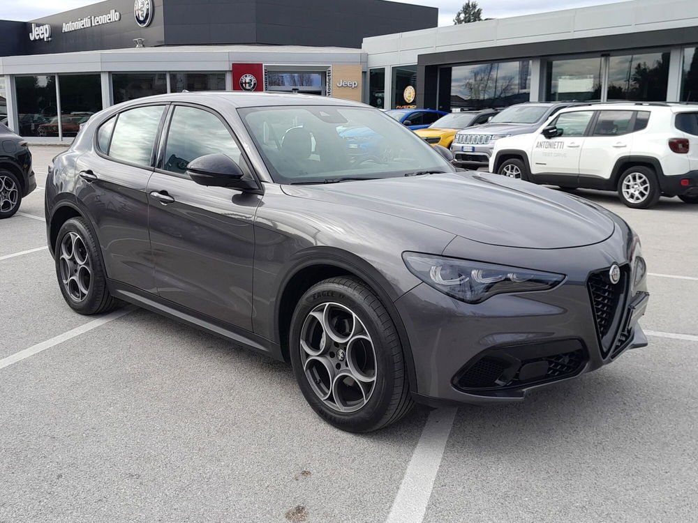 Alfa Romeo Stelvio usata a Ancona (8)