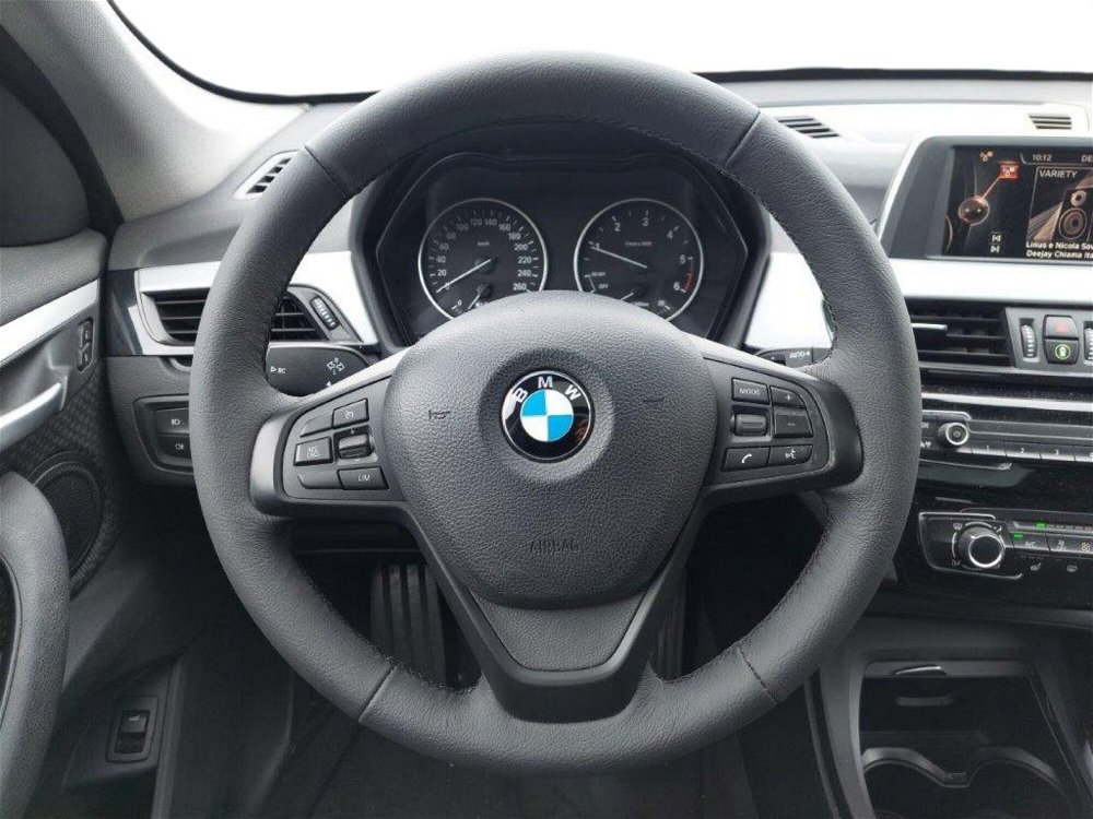BMW X1 sDrive18d Advantage  del 2016 usata a Triggiano (3)
