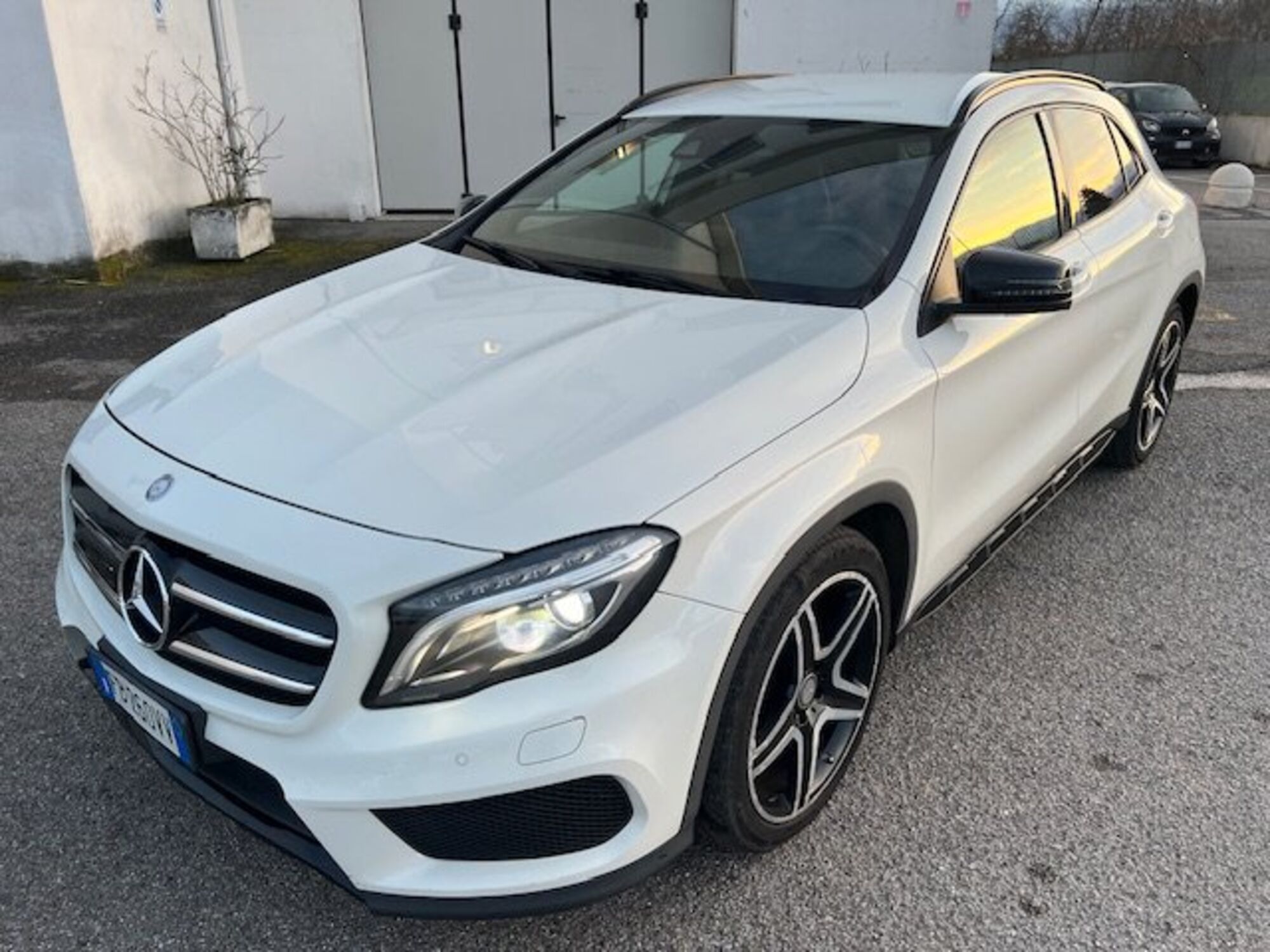 Mercedes-Benz GLA SUV 200 d Automatic 4Matic Premium  del 2016 usata a Rende